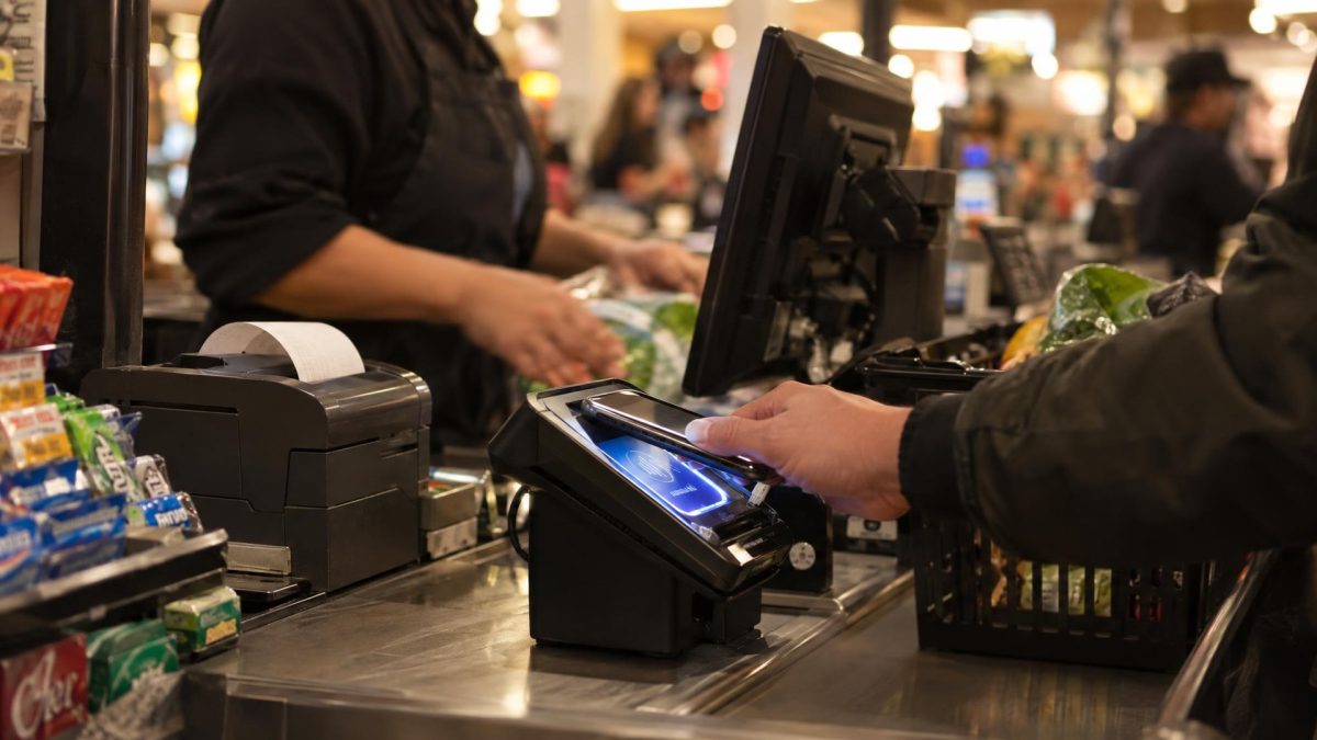 U.S. Personal Income Rose 0.2% in August as Spending Increased 0.9%